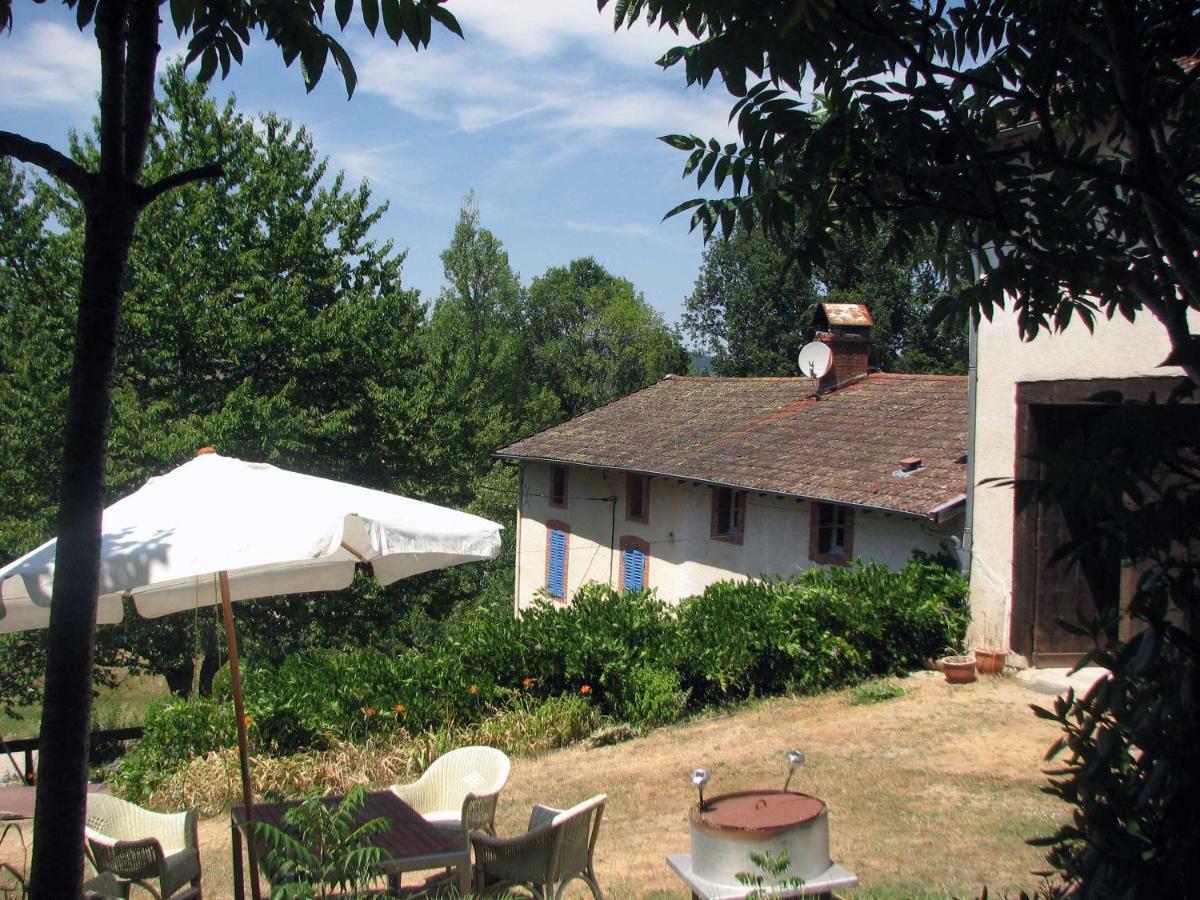 Camping La Vallee Verte Ambert Eksteriør bilde